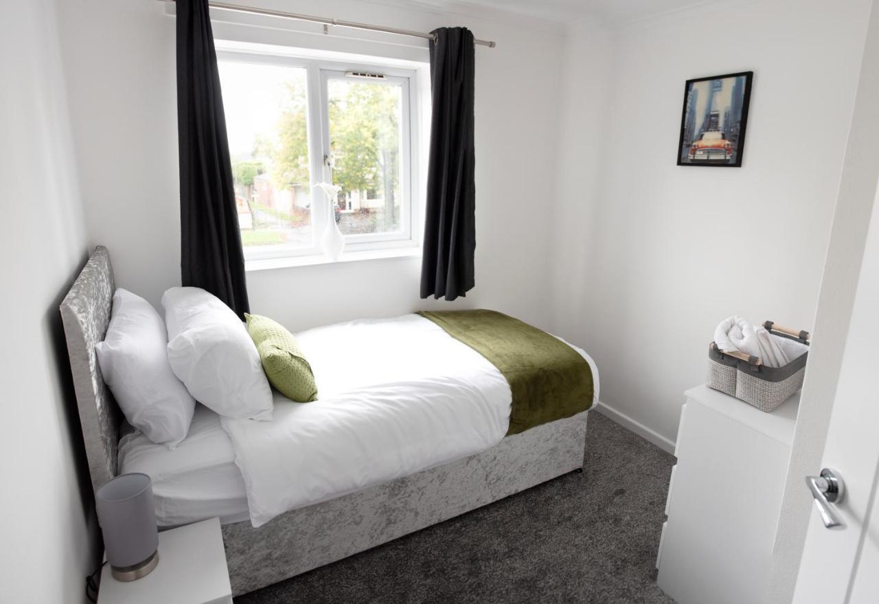 Mowbray Quarters Of Cambridge Villa ภายนอก รูปภาพ